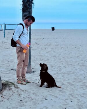 Hannah James Instagram - Just him 🫠🖤

#saturdaynight #beachlife #dgf #youknowwhattheysay