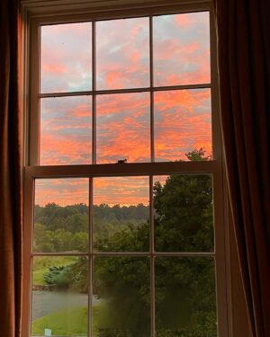 Hannah James Instagram - ♥️

#sunrise #hello #september15th
