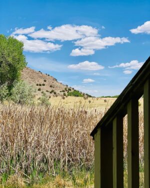 Hannah James Instagram - May ‘22 ~ Santa Fe, New Mexico 

#onset #stills #summer #newmexico #2022 #film