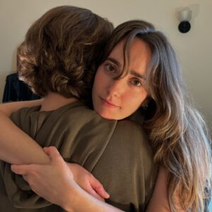 Hannah Leigh Instagram - My song is out and so am I!

Produced by: Aaron Lawrence
Lyrics and Music: 🙋‍♀️
Music, Production and Guitar: @jaredscotttt 
Drums: @ethanmole 
Bass: @sam.callahan_ 
Mastering: @masteredbyjack