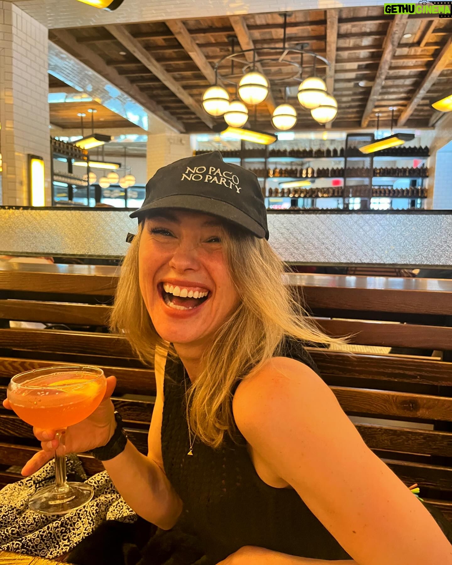 Hannah New - 1.3K Likes - Thank you to everyone who sent such beautiful birthday messages and who made the start to this next swing around the sun soooooo special 💫❤️Thank you thank you thank you! 🙏❤️🥳🍾