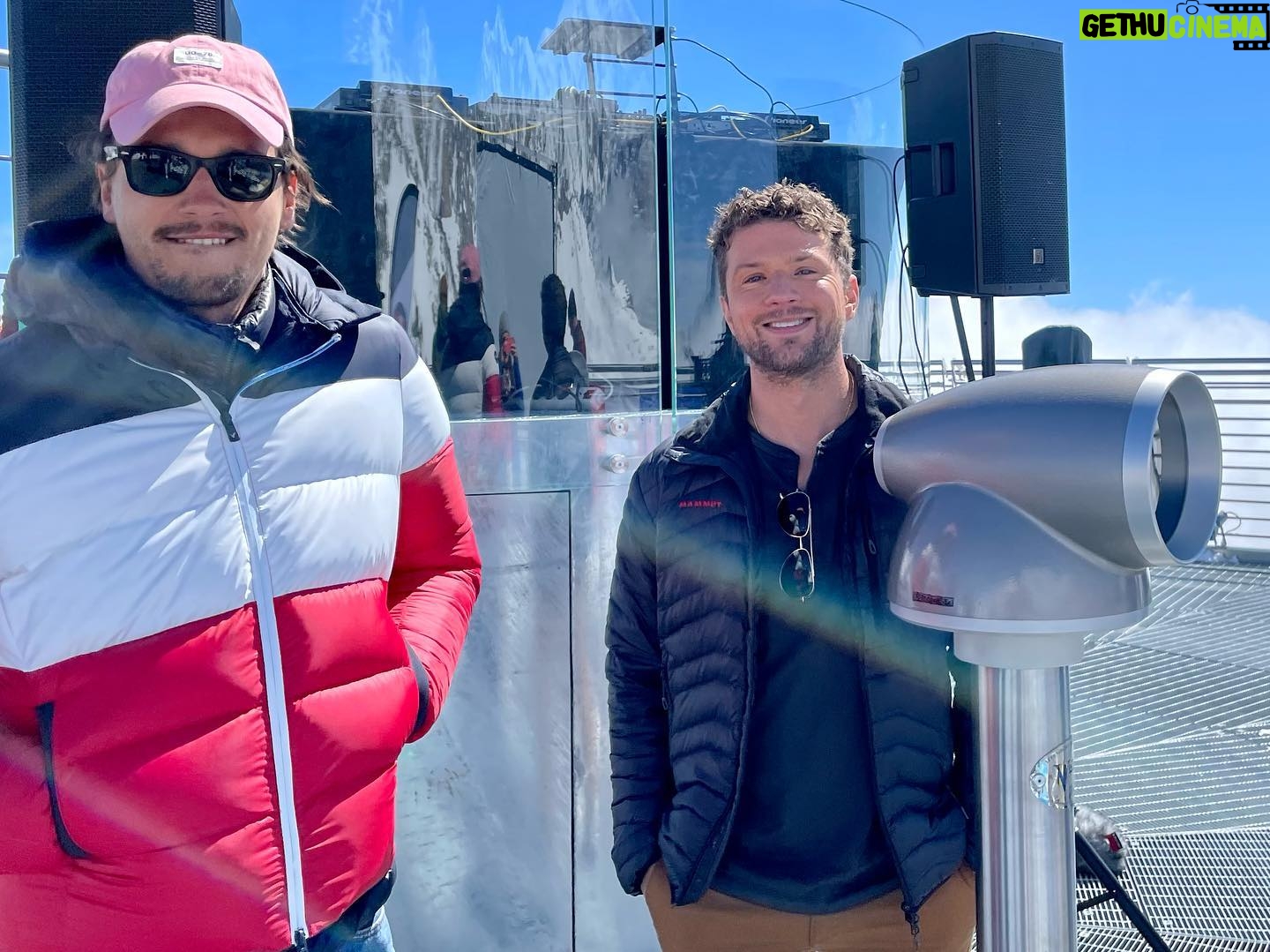 Hannah New - 1.3K Likes - Photo dump from my time spent in the alps with these beautiful beings on #summitfeverthemovie We were all committed to doing as much of the climbing as possible (with amazing support from our guides🙏.) Quite a challenge to be literal meat puppets on a string (aka roap! 🧗♀️🎥🎬😂) You can now see the fruits of our labour on streaming platforms in the UK 🧗♀️❤️🙏 @ryanphillippe @freddiethorp @warniermathilde @theochristine18 @michelbiel @julian.gilbey @brucejacksondop @chantelle.kirton @costumesby_nicola @willsimclimber @josefinecamera @johnmccuneclimber @charley.radcliffe @katieyakk @joelevans @lukejarmey @gwenaelle_make_up @footsoldierno1 #summitfever #climbthatmountain #theeiger #iceclimbing #meatpuppets #meatpuppetsonastring #frozenmeatpuppets #chamonix #montblanc #cormayeurmontblanc