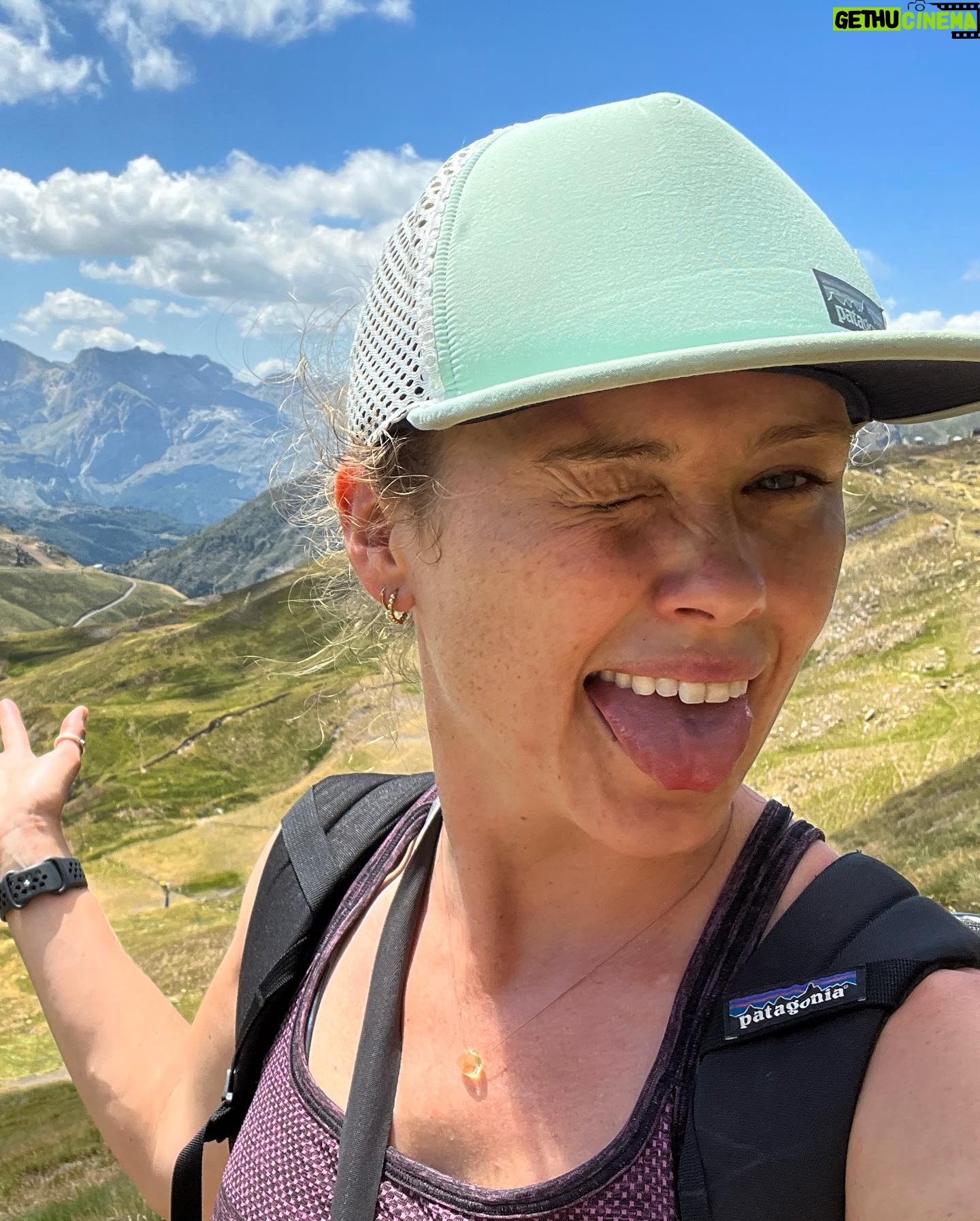 Hannah New - 888 Likes - Back in my Pyrénées playground 😍🏔❤️