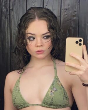 Hannah Riley Instagram - hashtag instagood

-
#megamind #vibe #🥚