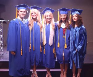 Hannah Riley Instagram - yeah my mom bought the wrong gown

-
special thanks to miss grace for letting us graduate with her at the world’s tiniest ceremony 🎓