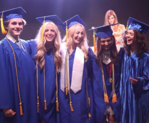 Hannah Riley Instagram - yeah my mom bought the wrong gown

-
special thanks to miss grace for letting us graduate with her at the world’s tiniest ceremony 🎓