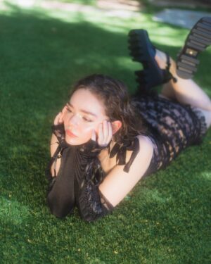 Hannah Riley Instagram - i’ll think of a cool caption later

-
📸 @malbphotography 
🔦 @polaroidgabe