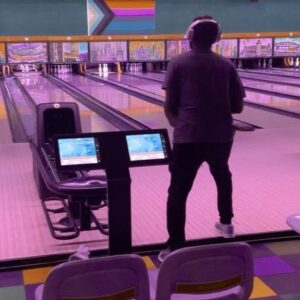 Hannibal Buress Instagram - SWIPE RIGHT 

A few fun music moments over the past year or so.  Many more to come.  Appreciate all the folks I've collaborated with. 

1-2.  Lamp me produced by @jaycactusmusic @djpain1  video edited by @thekpco 

3.  I lift weights streaming everywhere.  Produced by @tkgotdamix @eshutune @drumssmoke @djwmusic  Visualizer by @thekpco 

4.  Veneers remix with @xdannyxbrownx @paulwallbaby everywhere.  Produced by @eshutune and @tkgotdamix Video directed by @krismerc  Edited by @bigbabyreuter 

5.  Cheers produced by @brianbabylon video edited by @thekpco  Video produced by @krismodh  shot by @dnd_dylz 

6-7. Knee brace visualizer in there twice but I've gone too far to correct it.  Shot and edited by @studioboman  song produced by @hailesupreme 

8. A random clip from bowling in Chicago that makes me happy. 

9. A fun moment @producermondays with @rayangry and @iam_kamilah 

10. @binkey1 talking to folks about veneers and we fulfill a request.  produced by @tkgotdamix and ET and visual edited by @thekpco 

Fall Tour dates coming soon.  @riot_fest  September 16th.