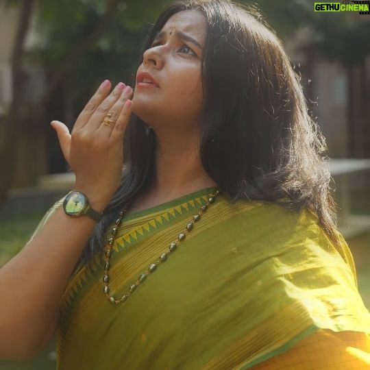 Haripriya Isai - 15.4K Likes - Ulagai rasika vendum 💕💕
Saree: @mithran_silks
Video: @imsriharikailash