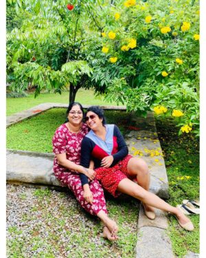 Hariprriya Instagram - ಅಮ್ಮ ❤️ 

Happy Mother’s Day to u 🤗 and to all the lovely mother’s out there 😍🙏🏻 

#mothersday #selflesslove #grateful
