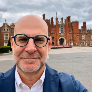 Harlan Coben Instagram - What a time celebrating literacy at Hampton Court Palace for @thequeensreadingroom. Pics here include fellow authors Mick Herron, @kenfollettauthor @jackreacher (Lee Child), @ianrankin2 Ann Cleaves @revrichardcoles