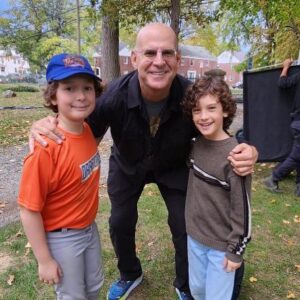 Harlan Coben Instagram - With young Dylan @jackcaseyactor and young Brad @maximo_mase on the set of @shelteronprime. Future stars! Six episodes are streaming now. Thanks for watching! 📺❤️😱