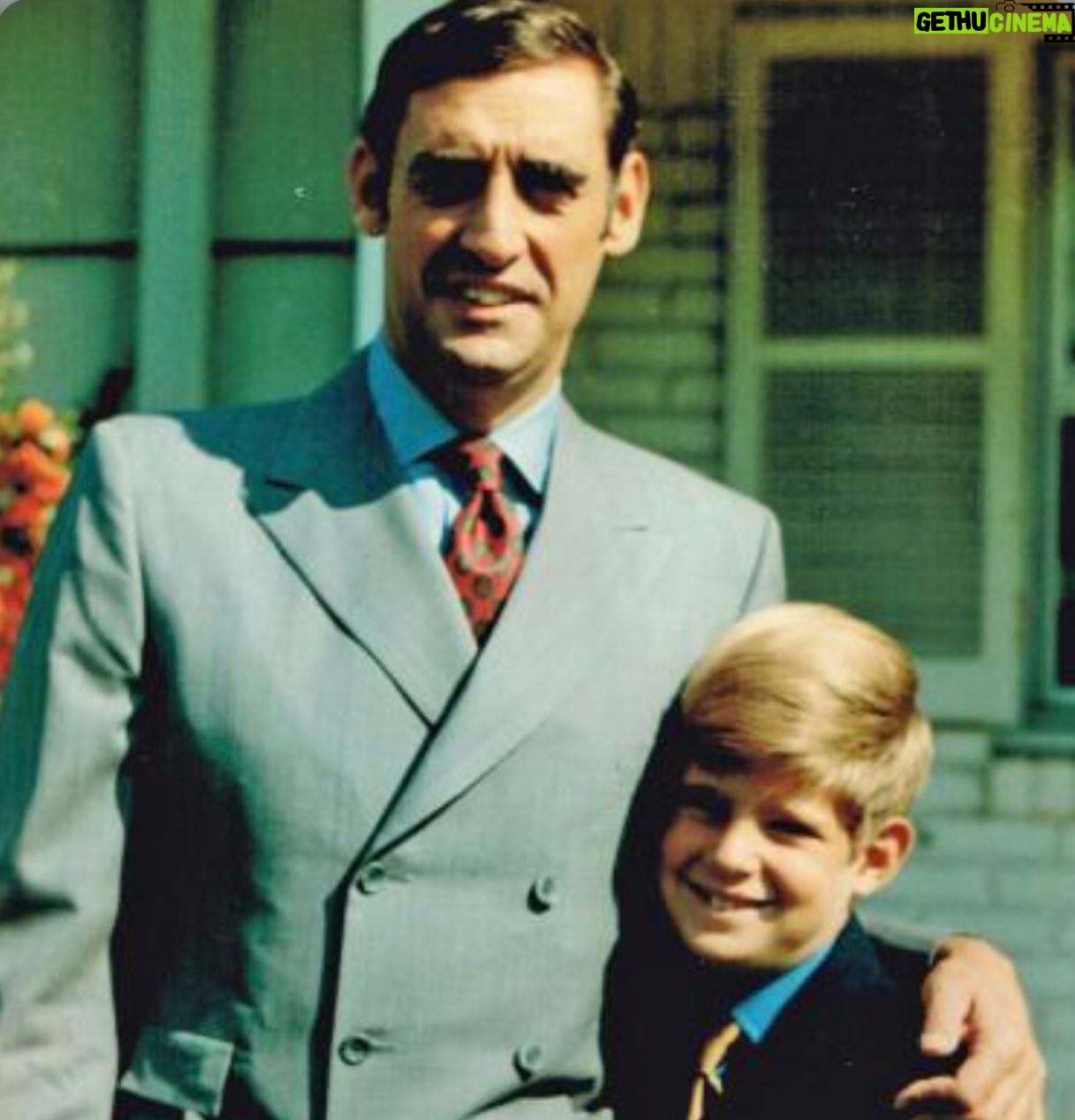 Harlan Coben - 2.2K Likes - I am now two years older than my father ever got to be. Every year on #FathersDay, I post this @nytimes short story I wrote about his death because I never stop missing him. Thanks for indulging me.
Link in story or: https://www.harlancoben.com/the-key-to-my-father/