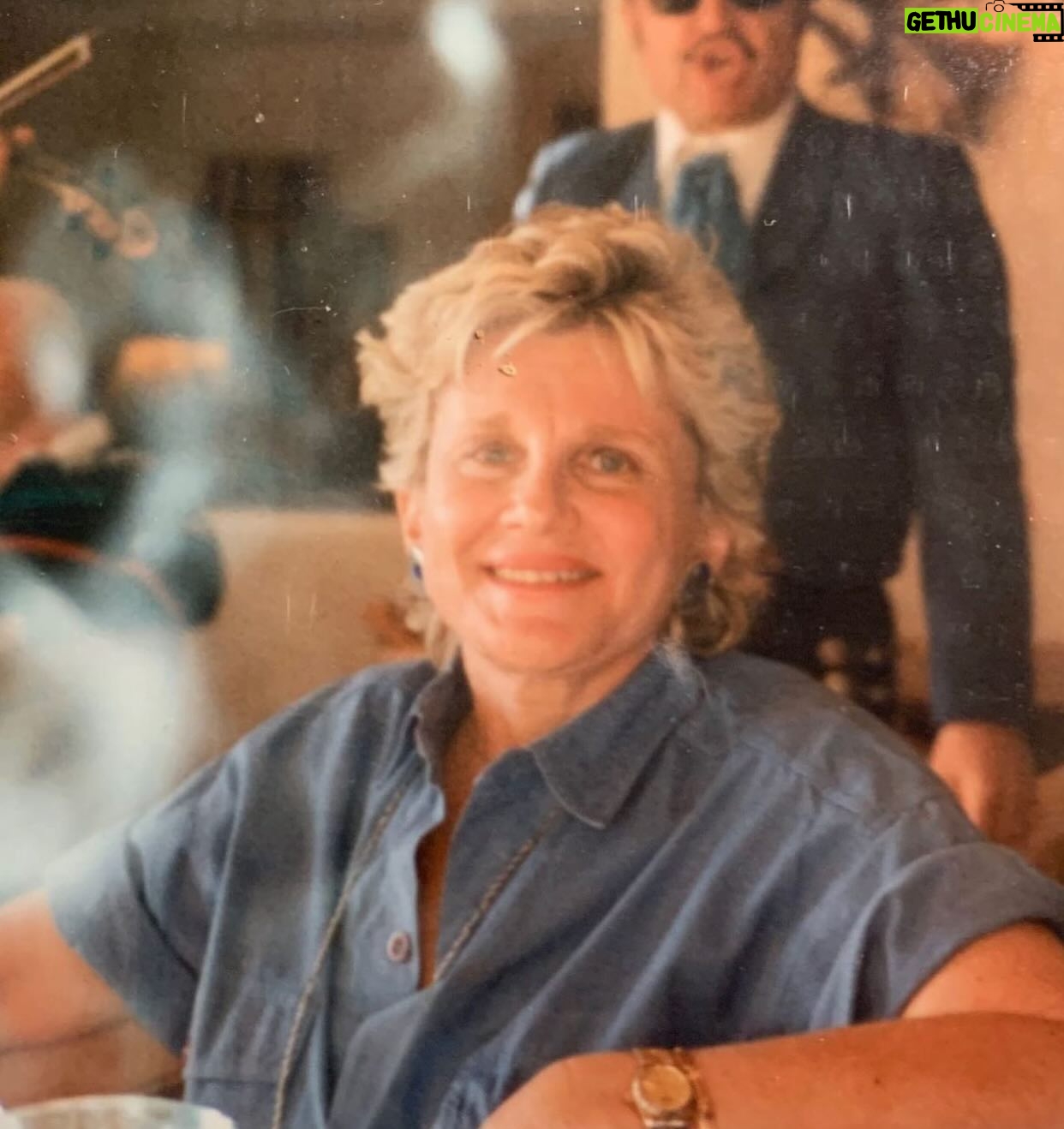Harlan Coben - 2K Likes - Every #mothersday I post this essay about my wonderfully eccentric mother who is the inspiration for Myronās. Wishing you all a wonderful day. Thanks for indulging me. The link is harlancoben.com/corky. (Iāll put in stories too)