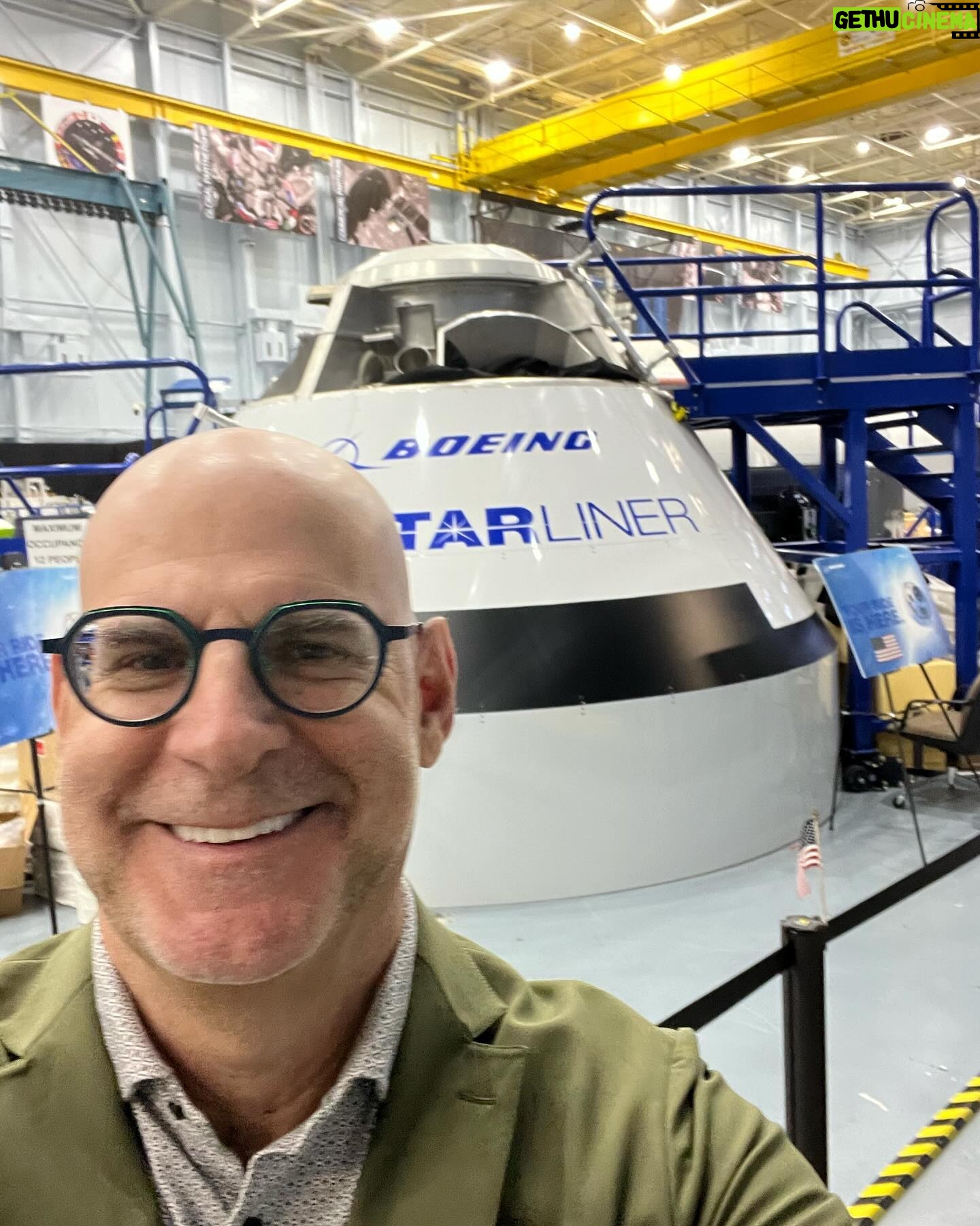 Harlan Coben - 1.9K Likes - What a day in Houston! Wonderful visit to @nasajohnson. Thanks to everyone @nasa for their hospitality.