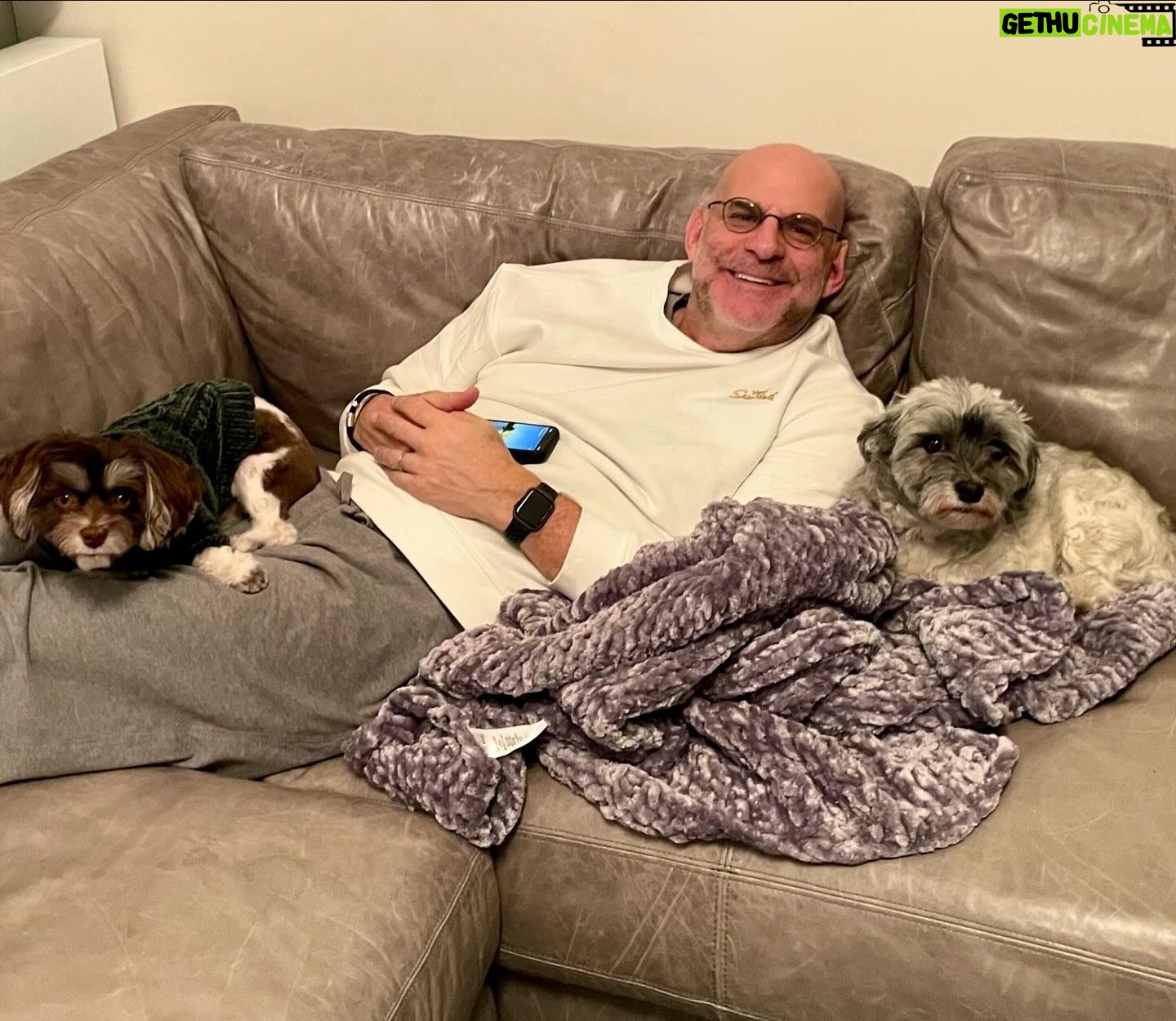 Harlan Coben - 2.7K Likes - #nationalpetday