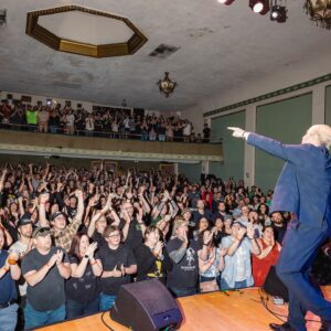 Harland Williams Instagram - PORTLAND….thank you.

We did 2 SOLD OUT “Dr. Phil LIVE” @aladdintheater🔥

Shout out to @harlandwilliams @kylekinane @dangerehren @jeremiahstandup and our couple who got engaged!

BIG TOUR COMING😎

📸 by @vancorona 

#standupcomedy #drphil #adamray #harlandwilliams #kylekinane #portland #comedy #marriage #jackass #dangerehren #jeremiahwatkins #funny #proposal