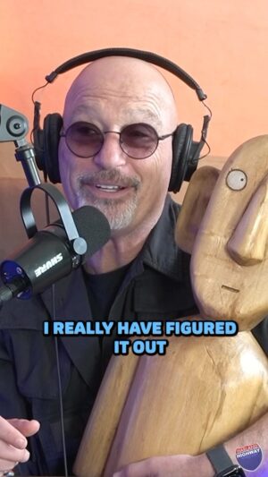 Harland Williams Instagram - Podcast for dummies. The Harland Highway podcast on YouTube #lipservice #mute @howiemandel @honeymoon @iamrobschneider @kenjeong @acdc @burgerking