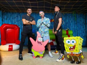 Harold Jiménez Instagram - En el set de #agua con @jbalvin y @lucasspotflaco siempre que nos juntamos hacemos cosas para la historia @36grados @spongebob