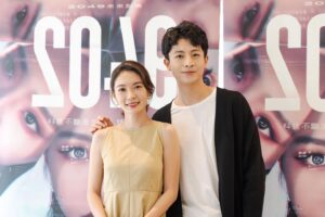 Harry Lu Instagram - 10/08 2049 茶敘
@haha81911 亦捷今天美翻了 難怪我拍照的時候手都只敢輕輕靠著她的肩膀而已 😈 
能跟喜歡的團隊工作真的是十分愉悅的事情. 
今天也是開開心心的收工了
謝謝大家今天的照顧❤️
Hair @jeffery627 
Makeup @kiarasfx 
巧遇曾經合作過的 @kirakiraimagestylist 四年了吧!! 
謝謝你們每次都讓我在最好的狀態出席活動🥰
#2049
Phim quay xong gần 2 năm ròi, lần nầy Harry đống vai ác nên chắc không được ưa😝 nhớ mọi người, mọi người giữ sức khỏe nhé