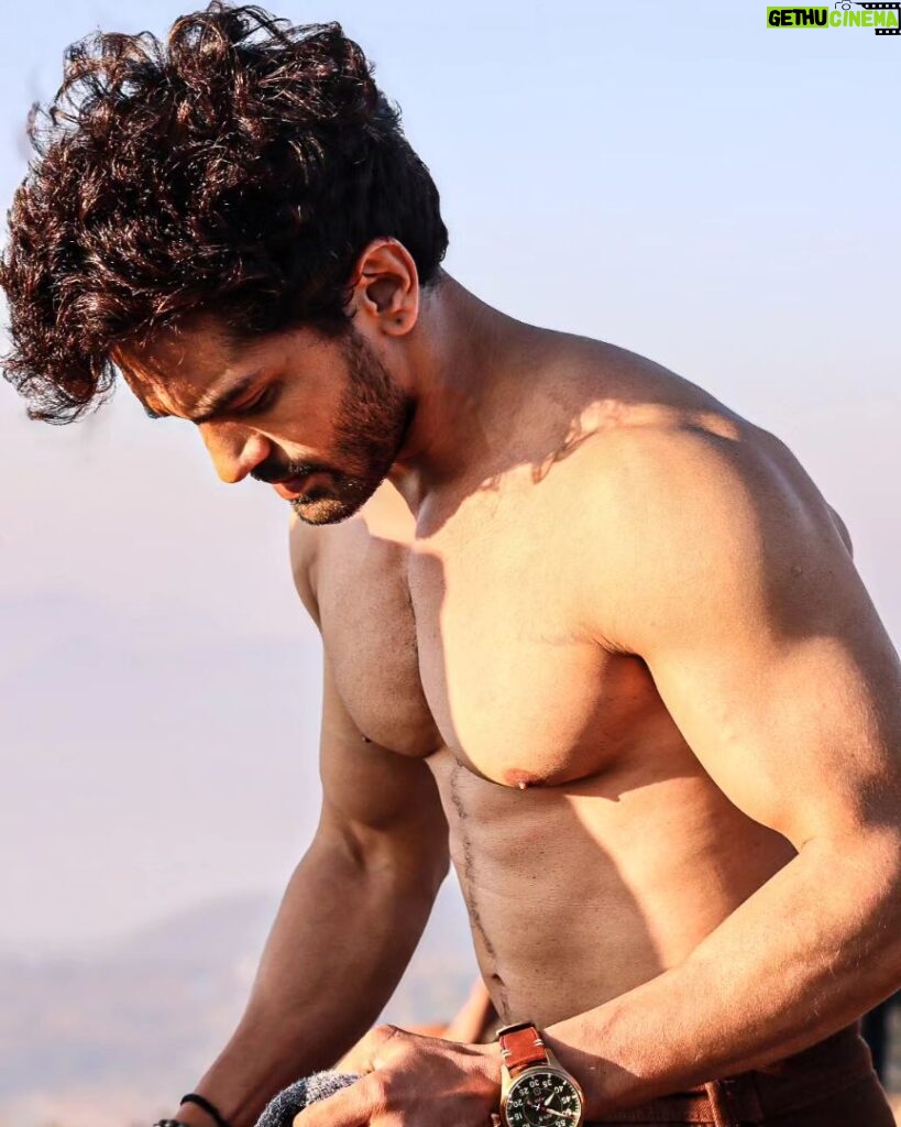 Actor Harsh Rajput HD Instagram Photos and Wallpapers February 2024 ...