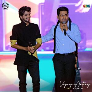 Harshavardhan Vidyasagar Instagram - “Vijay Antony Live In Concert - Coimbatore ” 🎤

Ft. @official_harshavardhan 💥

@vijayantony @noiseandgrains @gangmedia_offl @karya2000 @itisveer 

@rent2rig @shopatdecibel @a2z4events @uptownconfetti_ @prozonemallcoimbatore 
@madhampatty_pakashala @thirdeyephotographyy 

#vijayantony  #OGVibe #noiseandgrains