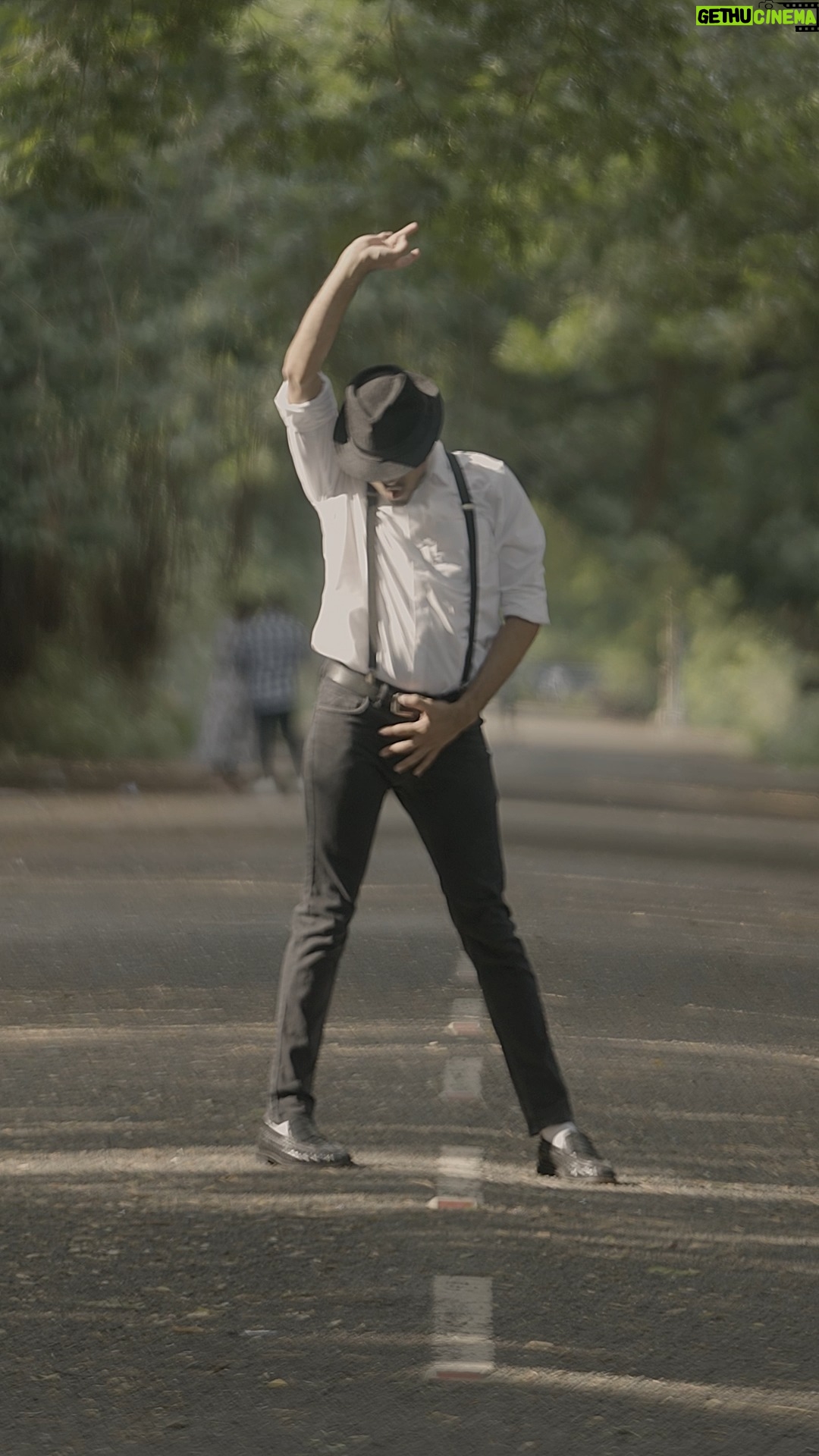 Harshavardhan Vidyasagar - 59.9K Likes - "🎂🕺 Happy Birthday, KING OF POP Michael Jackson! 🎉🎈 Honoring the legend on his special day!!. His music lives on, and his impact on "ME" and the entire world for his dance, Music, Fashion is undeniable and Immortal. Here's to the man who moonwalked his way into our hearts! 🌟🎶 #MichaelJackson
🎥- @mah1sh
#HappyBirthdayMJ #DanceLegacy #MoonwalkMagic"