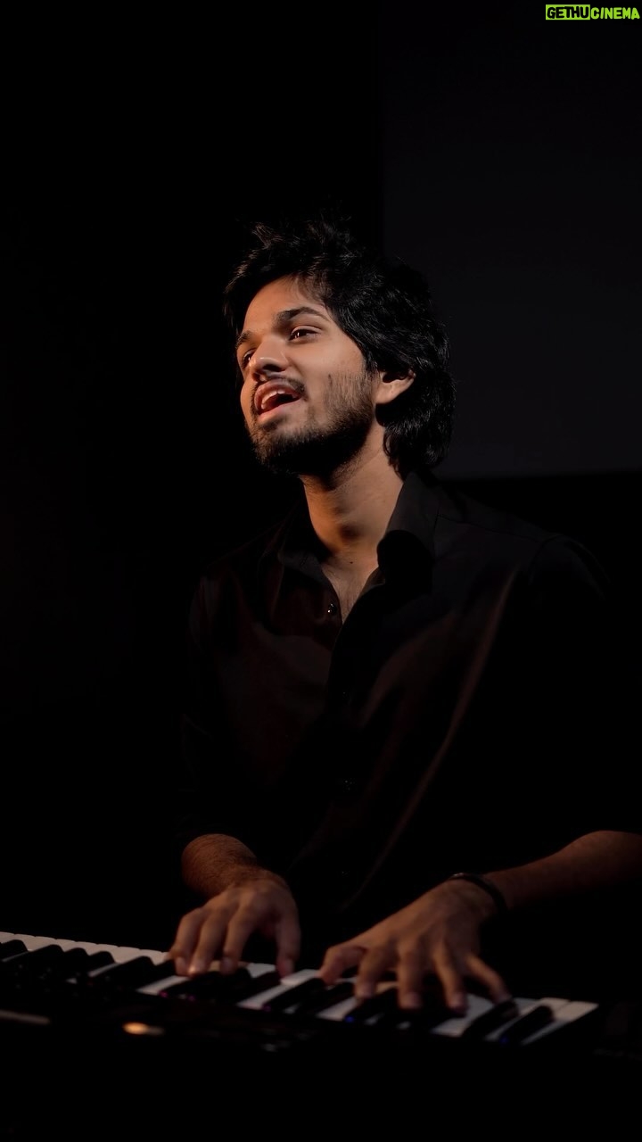 Harshavardhan Vidyasagar - 153.3K Likes - “Adiga” This song has been one of my recent favourites. Everything about this song was so elegant that I definitely had to make a cover version❤️
Hope you guys enjoy listening ❤️🎶🎶😇
🎥 - @thiru._.official
Original credits
Movie - Hi Nanna
Composer - @heshamabdulwahab
Singer - @karthikmusicexp
Lyrics - @kk_writer1
@nameisnani @mrunalthakur