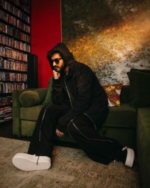 Harshvardhan Kapoor Instagram - Wearing @rickowensonline styled by myself 
Shot by @simonegandhi making my living room look like a million bucks