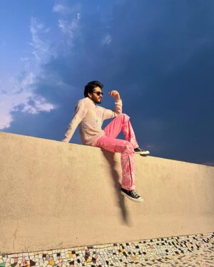 Harshvardhan Kapoor Instagram - BTS with @simonegandhi pictures coming soon