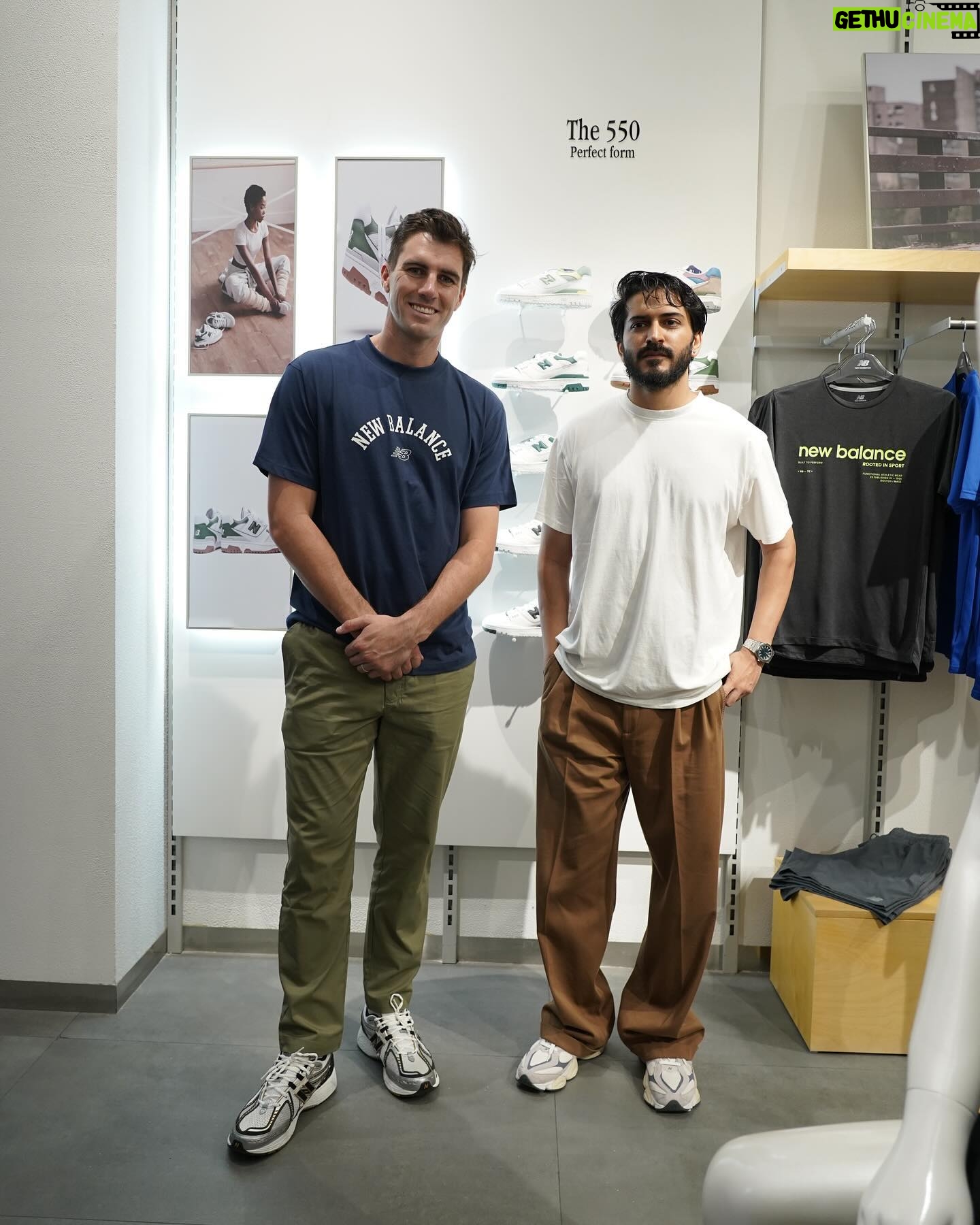 Harshvardhan Kapoor - 3 Likes - A pleasure to have been at the New Balance store launch! New Balance now open in Mumbai, at Linking Road :)
@newbalance
#NewBalance #NewBalanceIndia #NewBalanceMumbai #WeGotNow