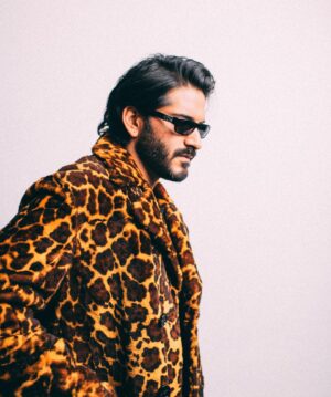 Harshvardhan Kapoor Instagram - Leather and 🐆