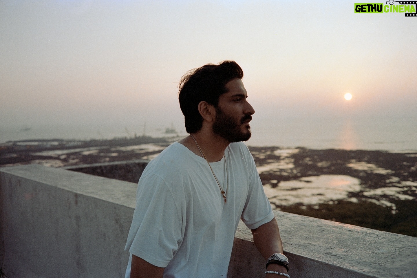 Harshvardhan Kapoor - 3 Likes - #porta400
#shotonfilm
#leicamp