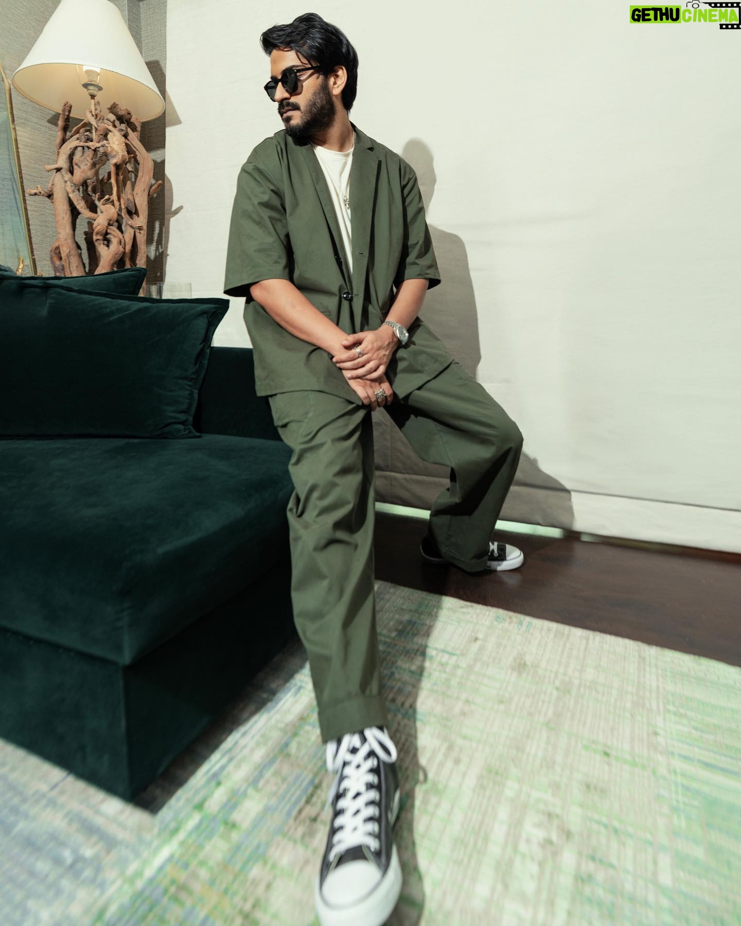 Harshvardhan Kapoor - 3 Likes - Embrace the streets & redefine your style with Harshvardhan Kapoor as we unveil our streetwear collection available exclusively on Myntra. Elevate and up your fashion game. #ShopNow #Unrl #streetwear #streetstyle #Myntra #MyntraFWD #exclusive #fashion