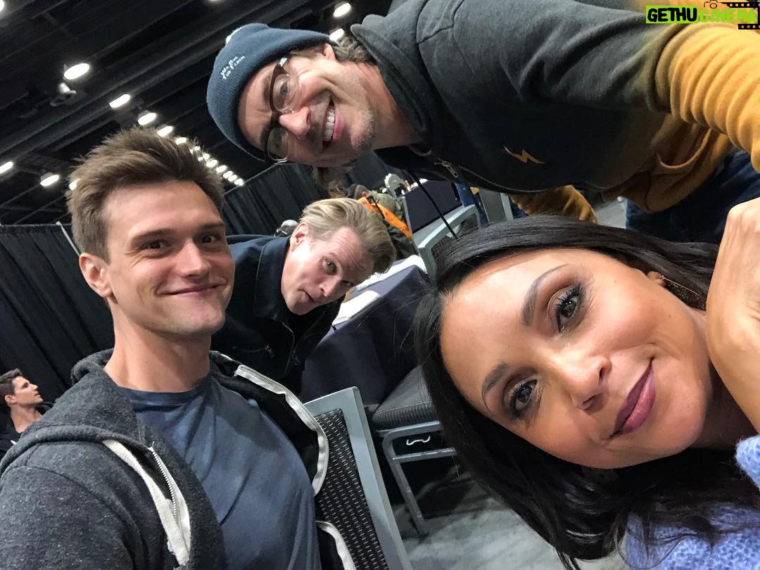 Hartley Sawyer - 43.1K Likes - Everything is better when @caryelwes is in it. Nicest guy! So cool meeting him #lastweekend @officialfxv #theflash @cavanaghtom @daninicolet (📸 I think)
