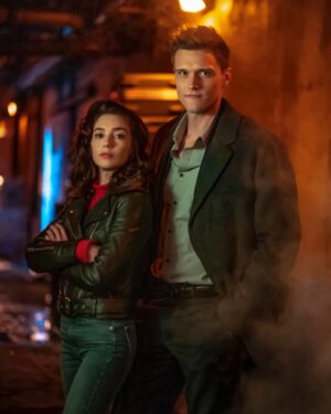 Hartley Sawyer Instagram - Don’t miss this one. Years in the making and @nataliedreyfuss brilliantly brings Sue to life - she crushes it. Killer script by @tpound and @ellecerts - Had a blast! All new @cwtheflash tonight! #theflash