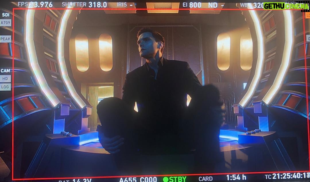 Hartley Sawyer - 46.4K Likes - Season Six Filming Kickoff Tomorrow. I’ve been here in this position for 79 days feeding on radiation from the Earth’s core in order to gather my strength. #theflash #skreeeeonk