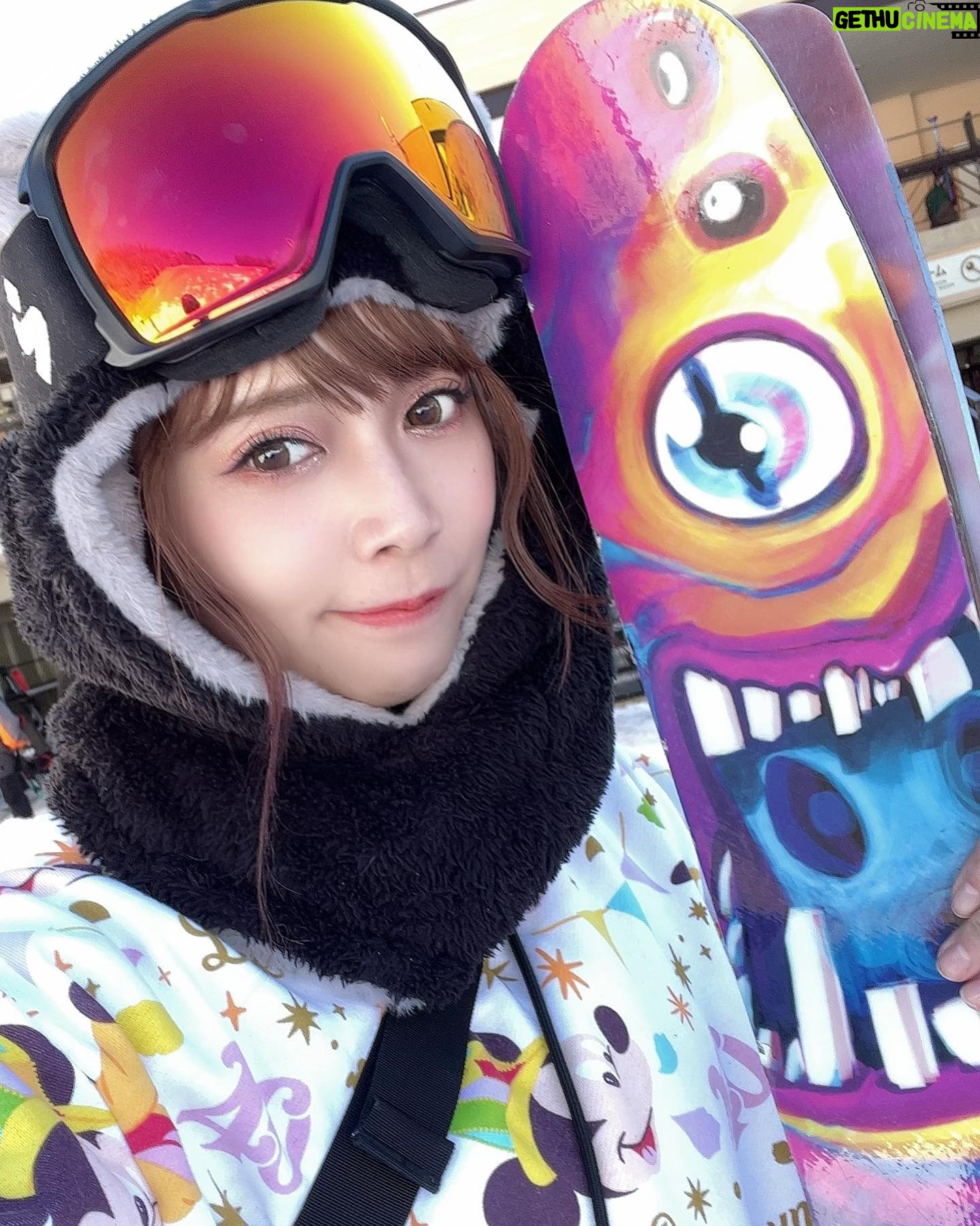 Haruka Yamazaki - 1.6K Likes - 冬休み突入❄☃⛷⛷⛷❄
今年、2度も東京ドームに立つとか、
異次元なコラボに参加するとか
ミリオンライブ10周年&アニメ放送
ミリオンライブ10周年TOUR
くるくる〜𖦹 ̫𖦹
もう……
本当にとても節目でした。
来年も、沢山頑張ります(ง •̀_•́)ง
