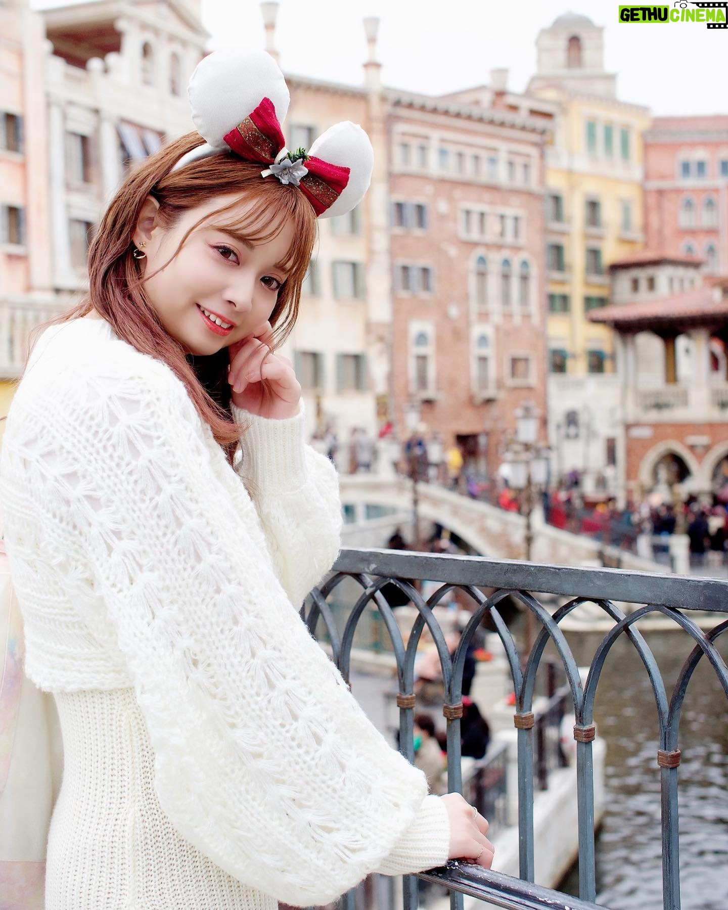 Haruka Yamazaki - 1.5K Likes - TokyoDisneySea🐭🌊🚢♡
.
.
📷´-SHiN
#disneysea #ディズニーシー
#ディズニーコーデ #クリスマス
#christmas