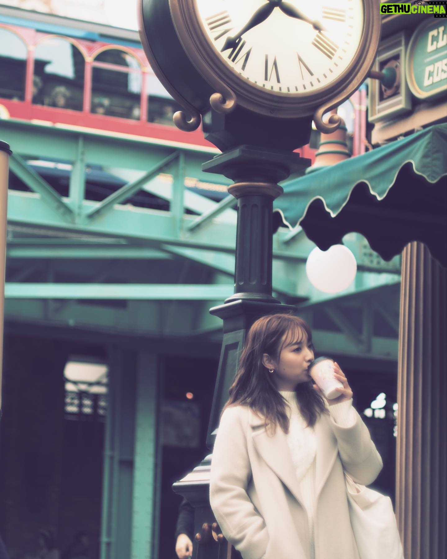 Haruka Yamazaki - 1.5K Likes - TokyoDisneySea🐭🌊🚢♡
.
.
📷´-SHiN
#disneysea #ディズニーシー
#ディズニーコーデ #クリスマス
#christmas