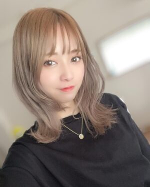 Haruka Yamazaki Instagram - 髪のメンテナンス完了✂️✨✨