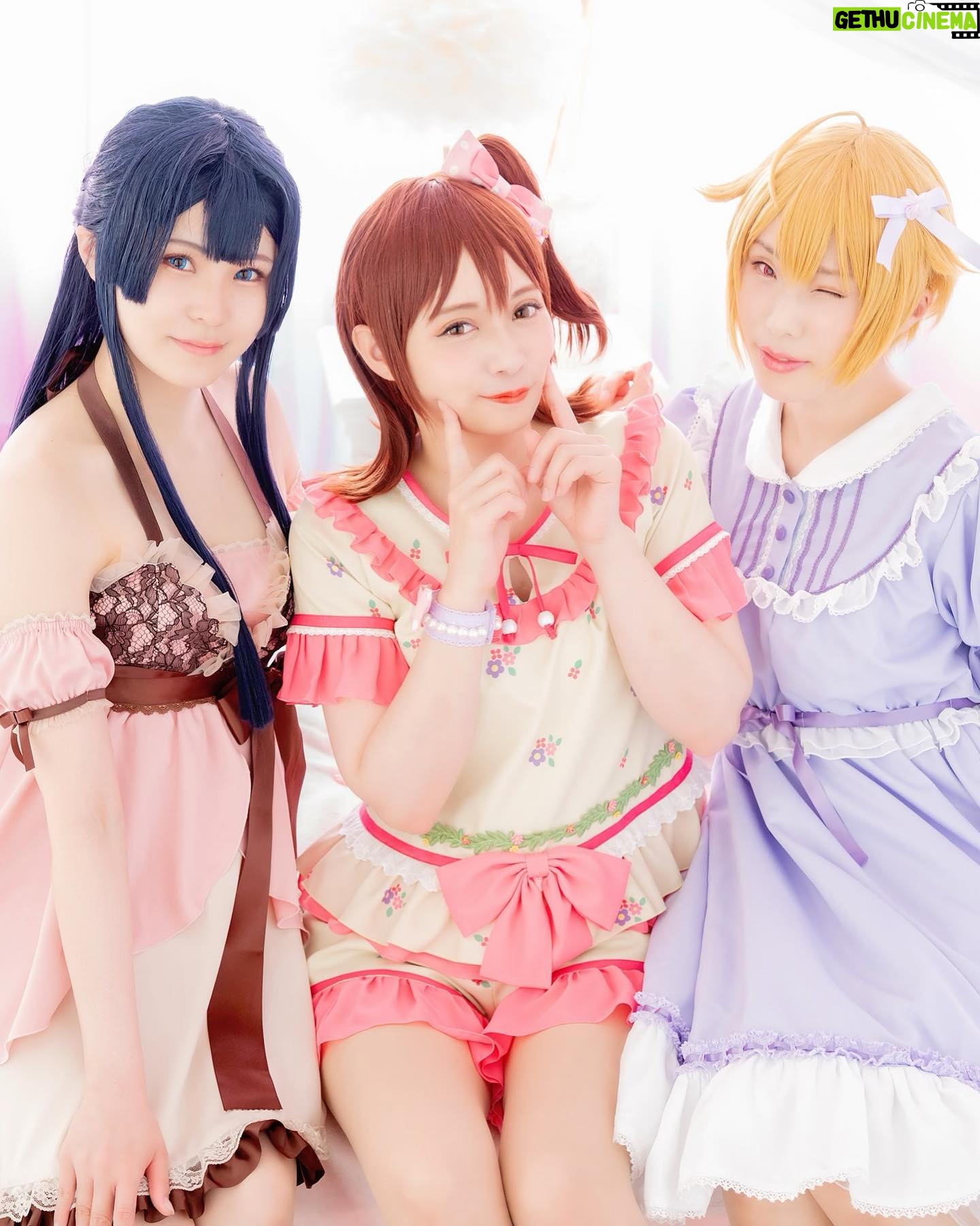 Haruka Yamazaki - 1.5K Likes - Happy birthday未来ちゃん(♡´▽`♡)
(3人縦Ver)
*
⚠️cosplay
静香、翼 お友達♡KちゃんSちゃん
📷 asada_nさん
衣装 あやとちゃん🫶