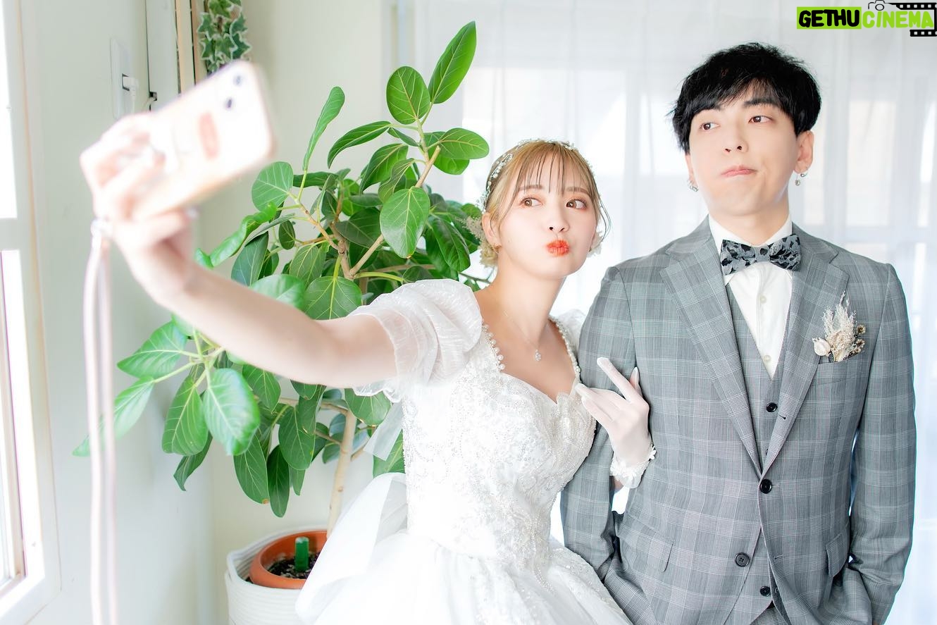 Haruka Yamazaki - 4.7K Likes - Instagramのみんなも聞いて………
SHiNさんと結婚したよ~~~~!!!💍(旦那さまが型から製作中)💐
結婚メイキングと
みんなにお手紙↓↓↓(人 •͈ᴗ•͈)💌 ̖́-
https://youtu.be/u3mXn6WZXGU
📸 #asada_n
💄 #菅原利沙
👸🏻 #あやと
ご協力 #苗場スキー場