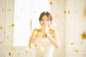 Haruka Yoshimura Instagram - 結婚式はあいのなかで
ありがとうございました。

お星様は
スタッフさんが何度も拾って集めては投げて下さって本当に感謝でした⭐︎

@wedding_ainaka のインスタとTwitterで別の写真も載せて頂いているので
よかったら見てみて下さい✨

#結婚式はあいのなかで 
#エルブライトハウス 
#文化放送
#ウエディングドレス
#weddingdress 
#星が舞いまくってるバージョン