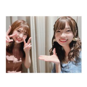 Haruka Yoshimura Instagram - スターリットレポート３！ありがとうございました◡̈
⁡
『夏のBang!!』に美嘉が参加しております！YouTubeにあがっているのでぜひチェックお願いします✿
⁡
⁡
映すアイドルを切り変えたり、ロングカットからアップカットにしたり、カメラを自在に操作してオリジナルのライブを演出できたりする機能が楽しみすぎる！！
⁡
曲やダンスを何回もみて聴いて
最高のカメラワークと演出でやってみたいな！
⁡
⁡
⁡
⁡
そして写真は
•『サイン入り生写真』
かわいいね！映えとるよ
⁡
・配信後に頂いた、台湾で発売されているCity No1とのコラボ商品です♪おいしかわいー！
⁡
・ひよりんが撮ろうと声をかけてくれた。
うれしー！！途中参加なのにゲーム操作を教えてくれるひよりん天才！
⁡
#スタマス　
#アイドルマスターチャンネルの登録よろしくね　
#スターリットシーズンの動画もあるよ
#各コンテンツの予習復習にオススメ