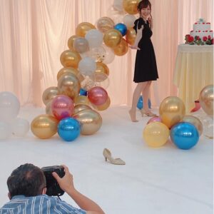 Haruka Yoshimura Instagram - パンフレット撮影の時の写真です。

パンフレットはクールめな写真ですが楽しく撮影しておりました◡̈

#シンデレラ10周年
#アイドルマスターシンデレラガールズ