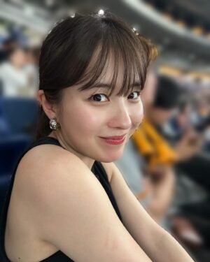 Haruna Muranaka Instagram - 昨日で27歳になりました。
お祝いのメッセージをくださった方々ありがとうございます！

日々を大切に、楽しく健康に生きる！をモットーにお仕事も頑張ります。
皆さんにもっとたくさんの嬉しいご報告ができるように、
何事にも全力で挑戦し続けます。

この1年もよろしくお願いします☺︎