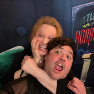 Harvey Guillén Instagram - A year ago I went to watch my friend  @thejinkx in Chicago on Broadway  and she was spectacular. We chatted and got talking about @littleshopnyc .. She mentioned that she would love to be Audrey one day .. and I said “ why not .. let’s put it out there !”

And a year later .. here we are 🥹

She manifested that … we put it out. She is magic.
Just goes to show,be kind,work hard  And don’t stop dreaming .. 
“just put it out there !”

I love you my friend .. so proud of you 🖤