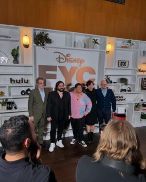 Harvey Guillén Instagram - Had the best time at our @theshadowsfx FYC event last night .. thank you to you all who came out !
#FYC 
Styled -Me
Hair @creepycheekytiki 
Make up @romiemac_mkup