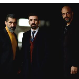 Hasan Yalnızoğlu Instagram - Bu salı saat 20:00 deTRT 1 de #halka #dizi #dizifilm #trtdizileri #trtdizi
Herkes bir 3'lü etiketlesin derim.#instagram